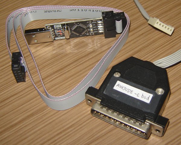 Picture showing both my old parallel port ISP and my new USBasp.